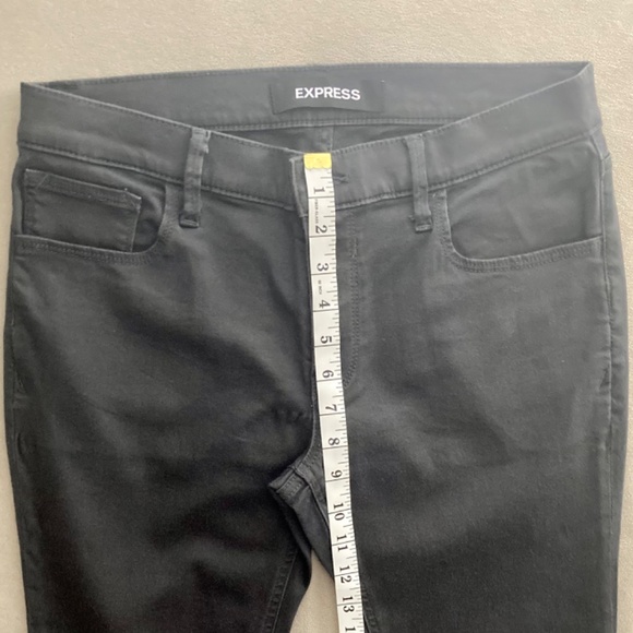 Express Supersoft Skinny Mid Rise Jeans / Size 8 - Picture 8 of 11